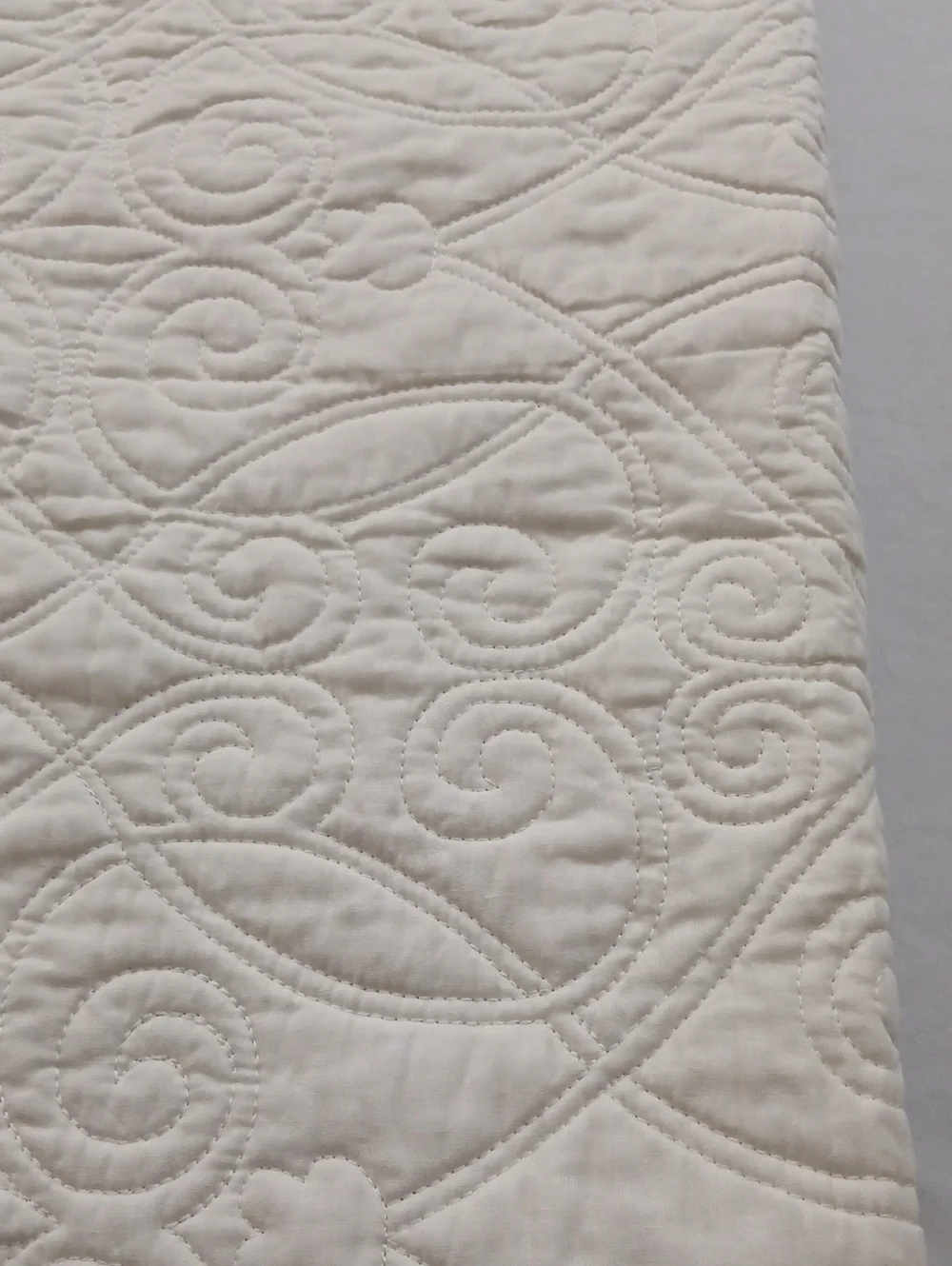 Laura Ashley Queen Quilt